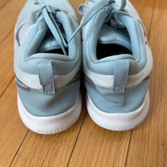 Nike Flex Experience 8 Sneakers - Picture 6 of 9